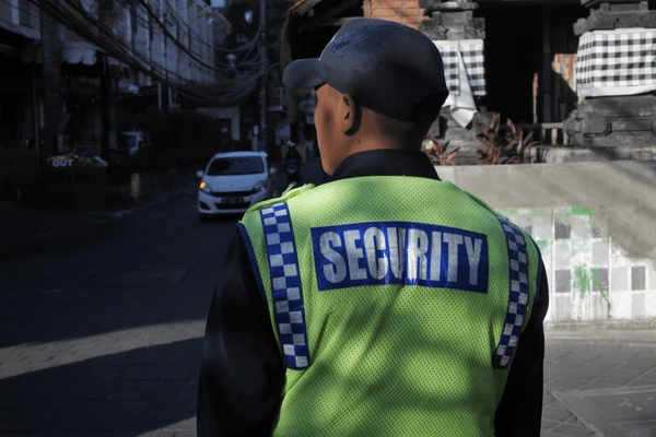 Why You Need a Security Guard for Your Small Business in Perth